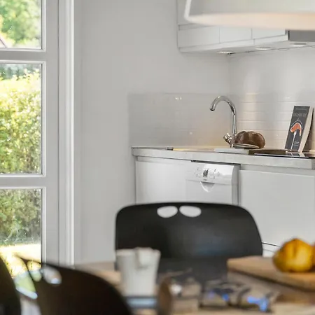 Stunning In With Kitchen Holiday home *